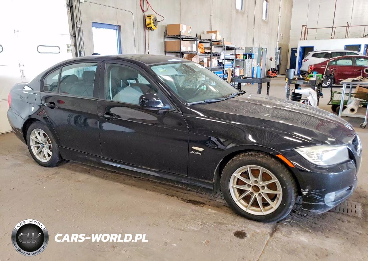 2010 BMW 328 Xi VIN:WBAPK7C59AA458413 - 4
