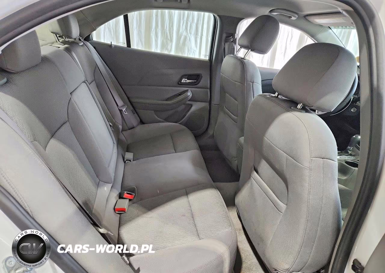 2015 Chevrolet Malibu Ls VIN:1G11A5SL3FF191515 - 10