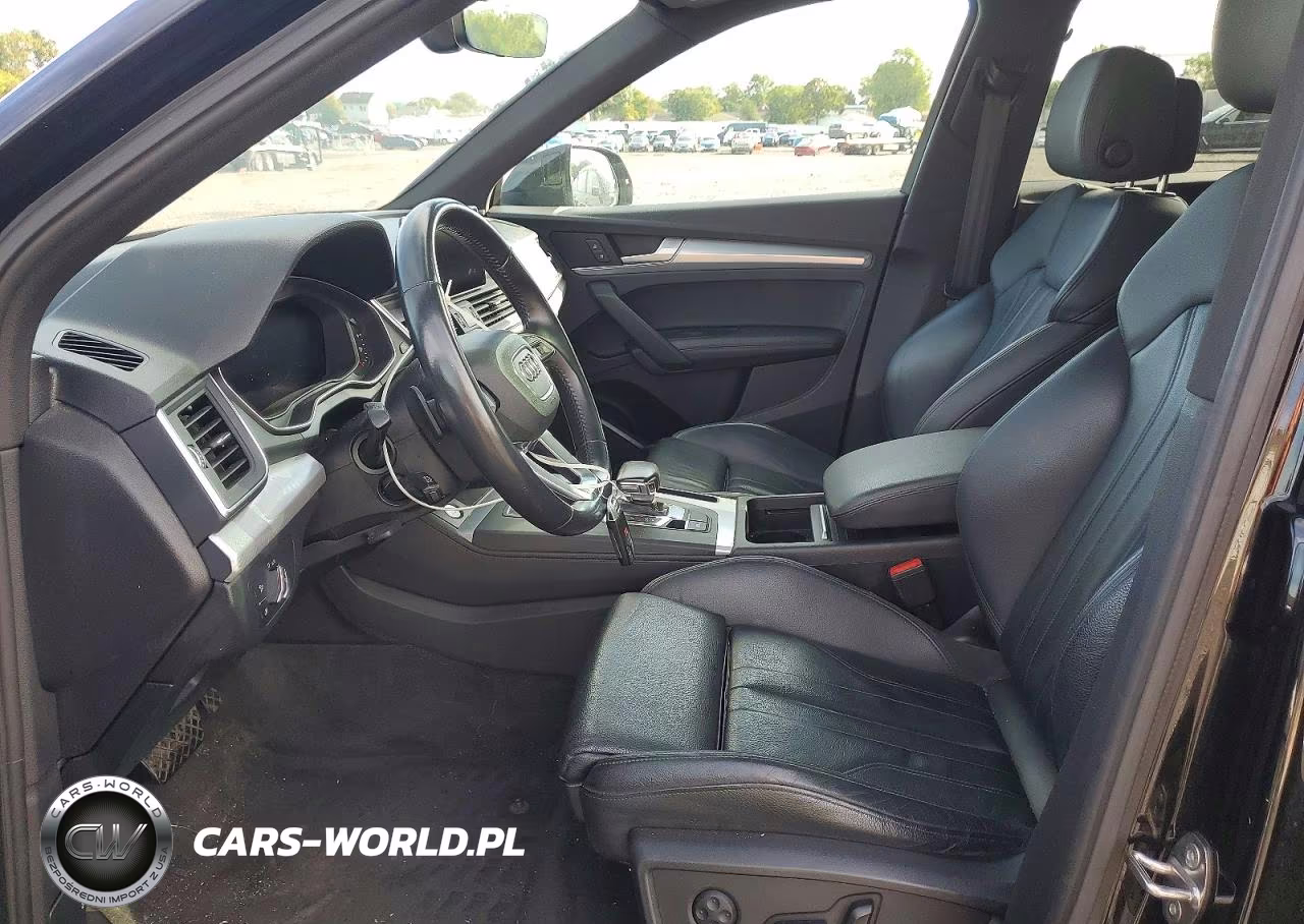 2020 Audi Q5 Titanium Premium Plus VIN:WA1ENAFY1L2094192 - 7