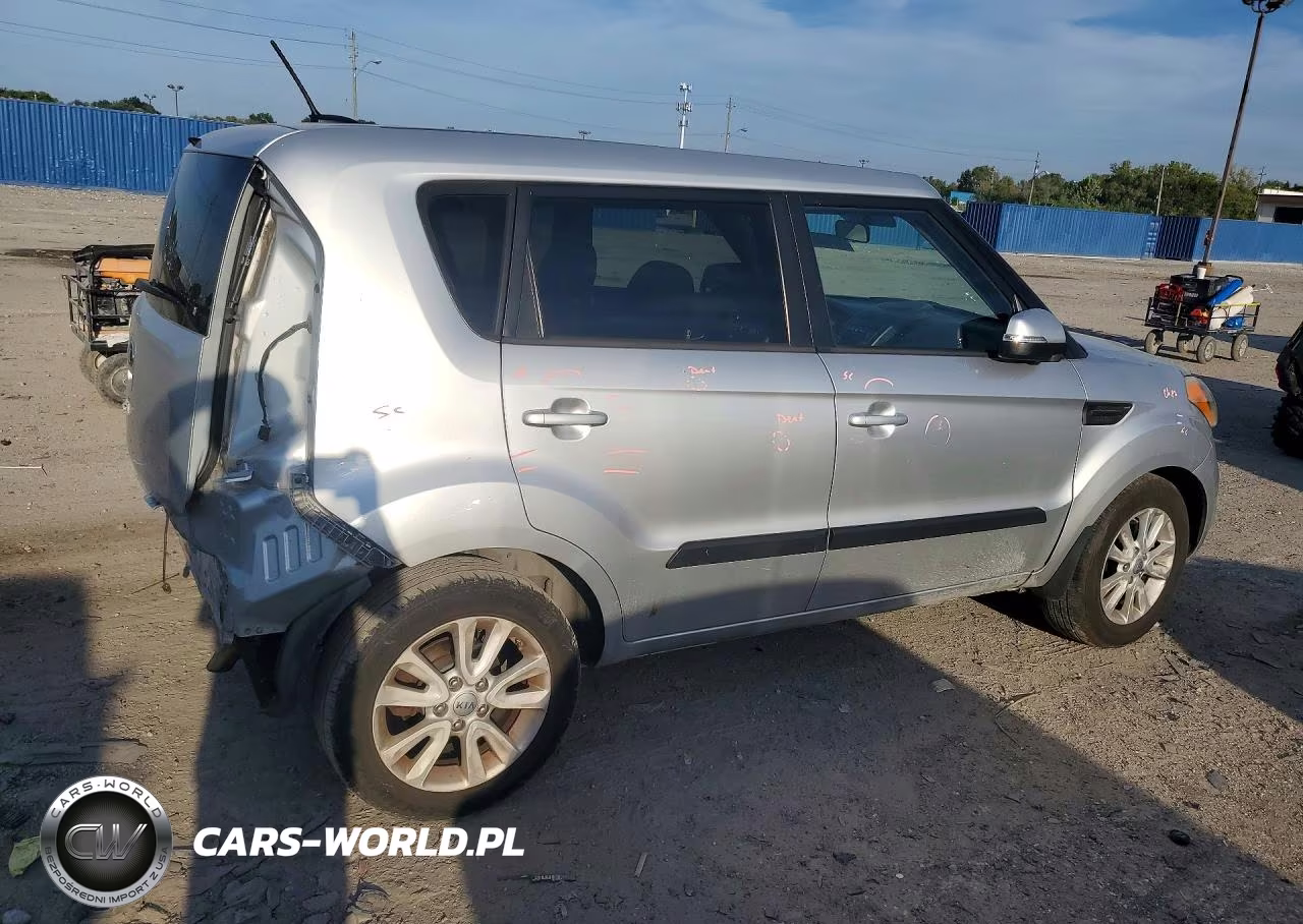 2013 Kia Soul + VIN:KNDJT2A63D7562126 - 3