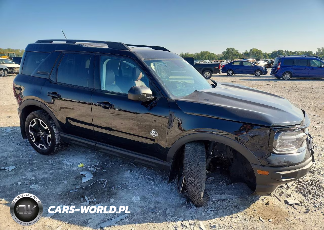 2021 Ford Bronco Sport Outer Banks VIN:3FMCR9C62MRB30368 - 4