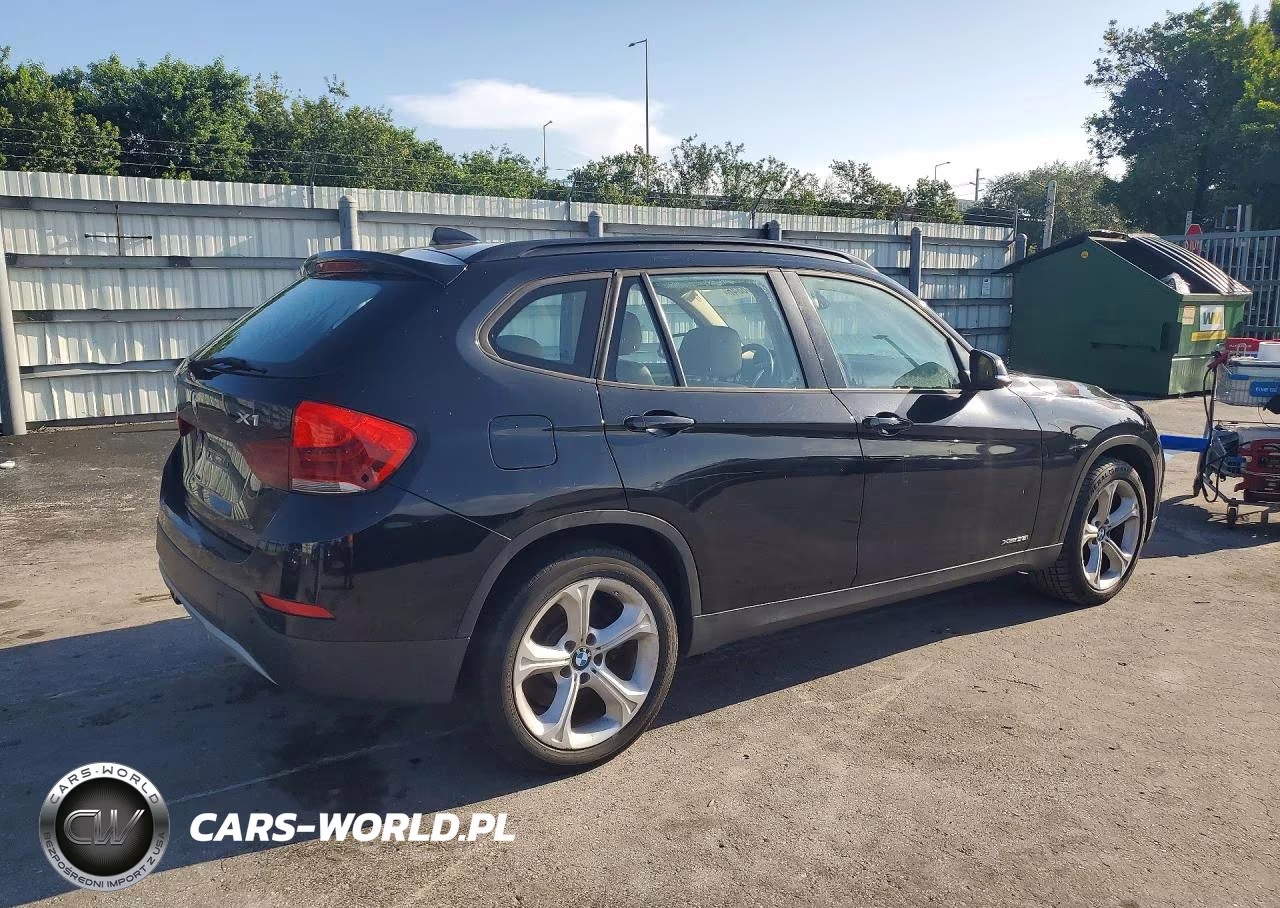 2014 BMW X1 xDrive35I VIN:WBAVM5C57EVV91434 - 3