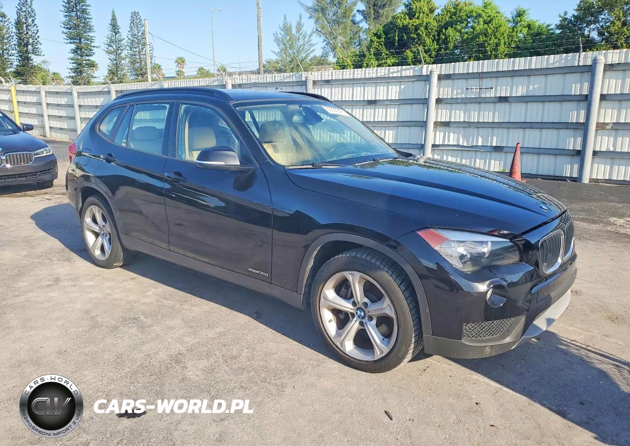 2014 BMW X1 xDrive35I VIN:WBAVM5C57EVV91434 - 4