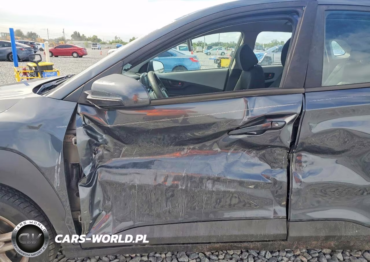 2019 Hyundai Kona Se VIN:KM8K12AA3KU298477 - 7