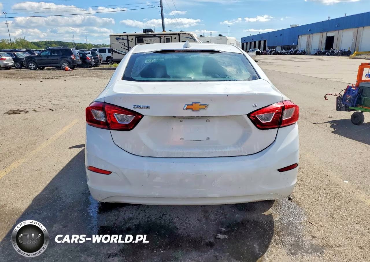 2018 Chevrolet Cruze Lt VIN:1G1BE5SM5J7191245 - 6