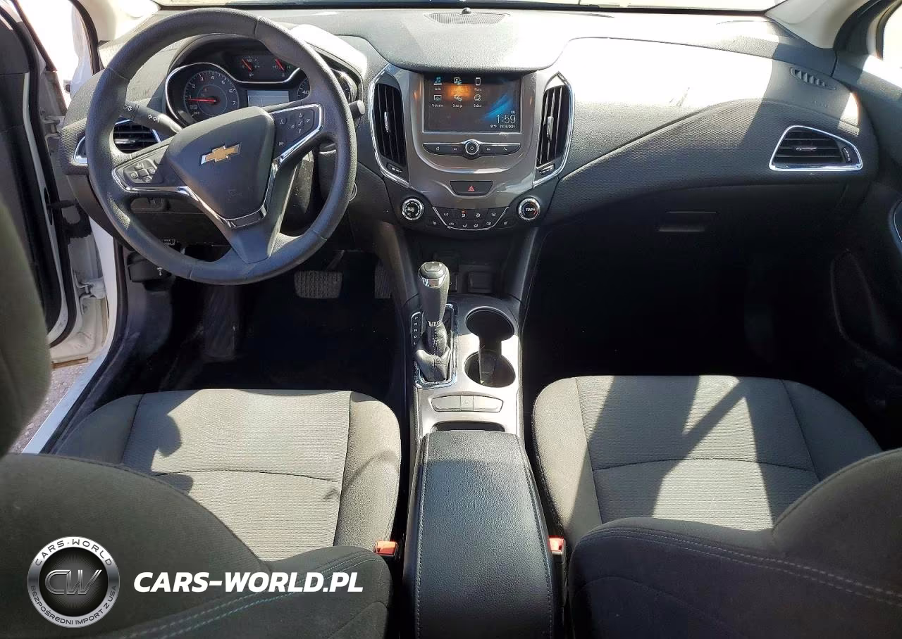 2018 Chevrolet Cruze Lt VIN:1G1BE5SM5J7191245 - 8