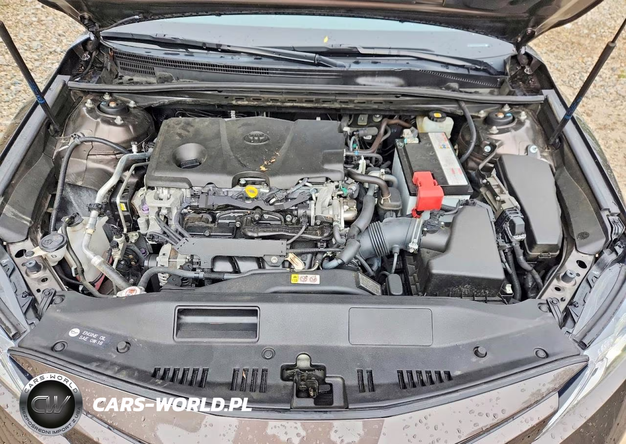 2018 Toyota Camry Le VIN:JTNB11HK1J3003812 - 11