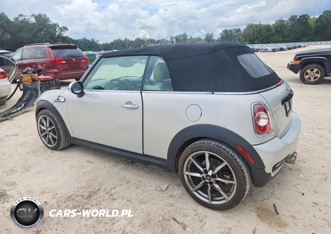 2011 Mini Cooper S VIN:WMWZP3C54BTX82572 - 2