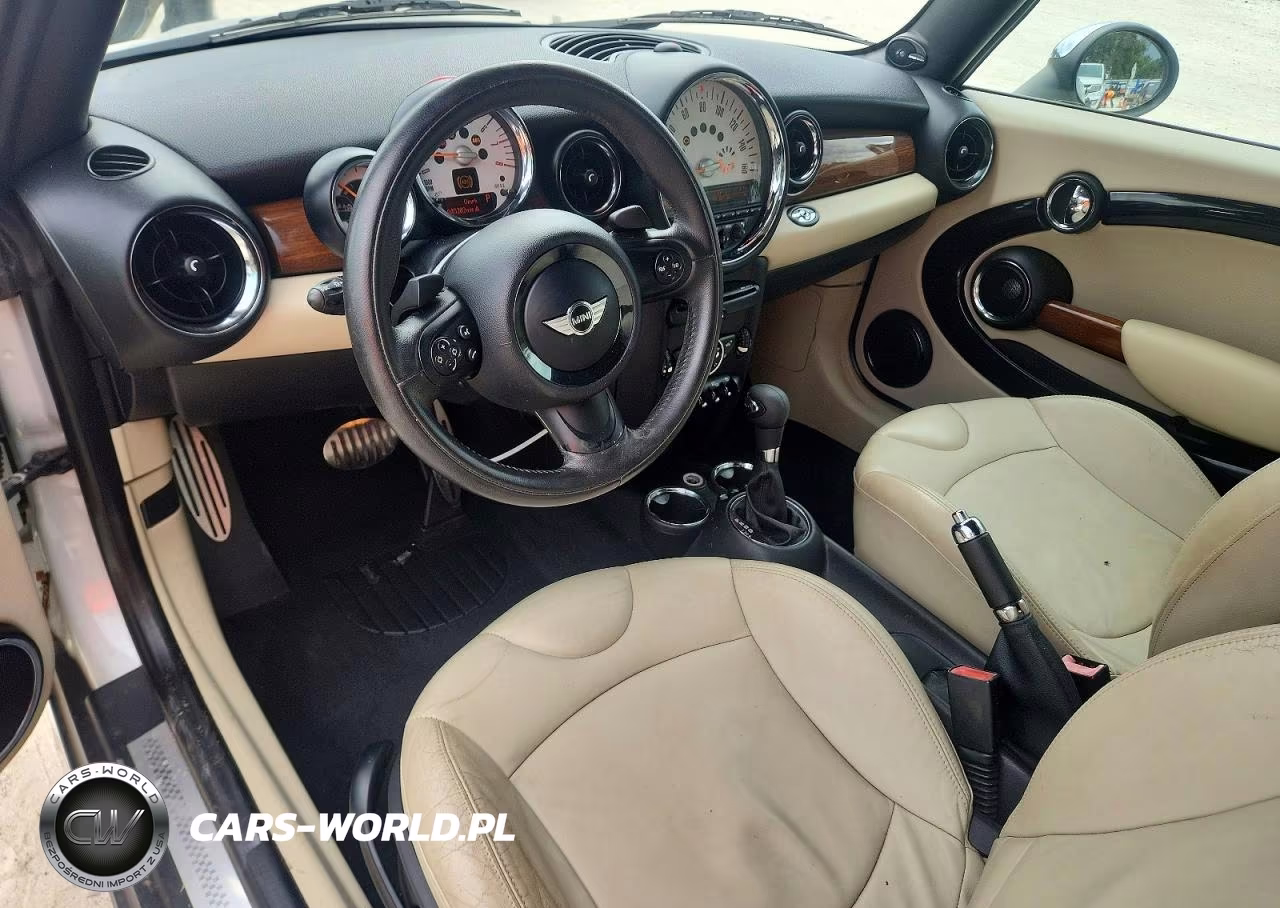 2011 Mini Cooper S VIN:WMWZP3C54BTX82572 - 8