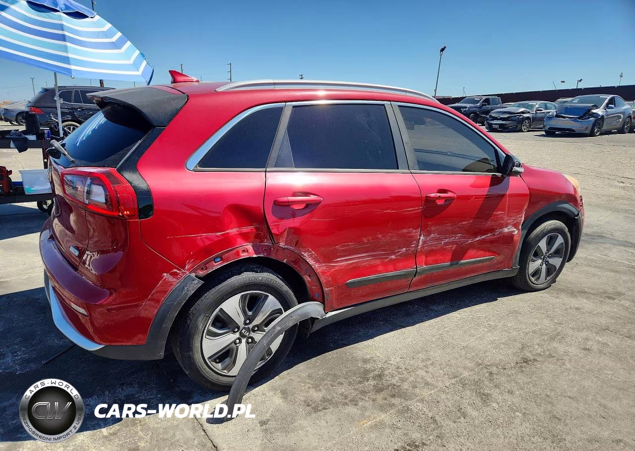 2017 Kia Niro Ex VIN:KNDCC3LC8H5048081 - 3