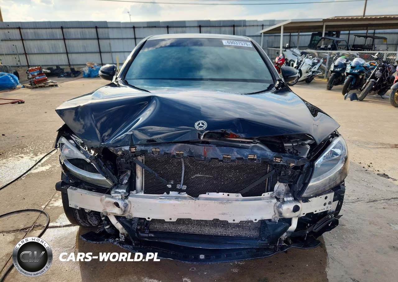 2018 Mercedes-Benz C 300 VIN:55SWF4JB2JU249482 - 5