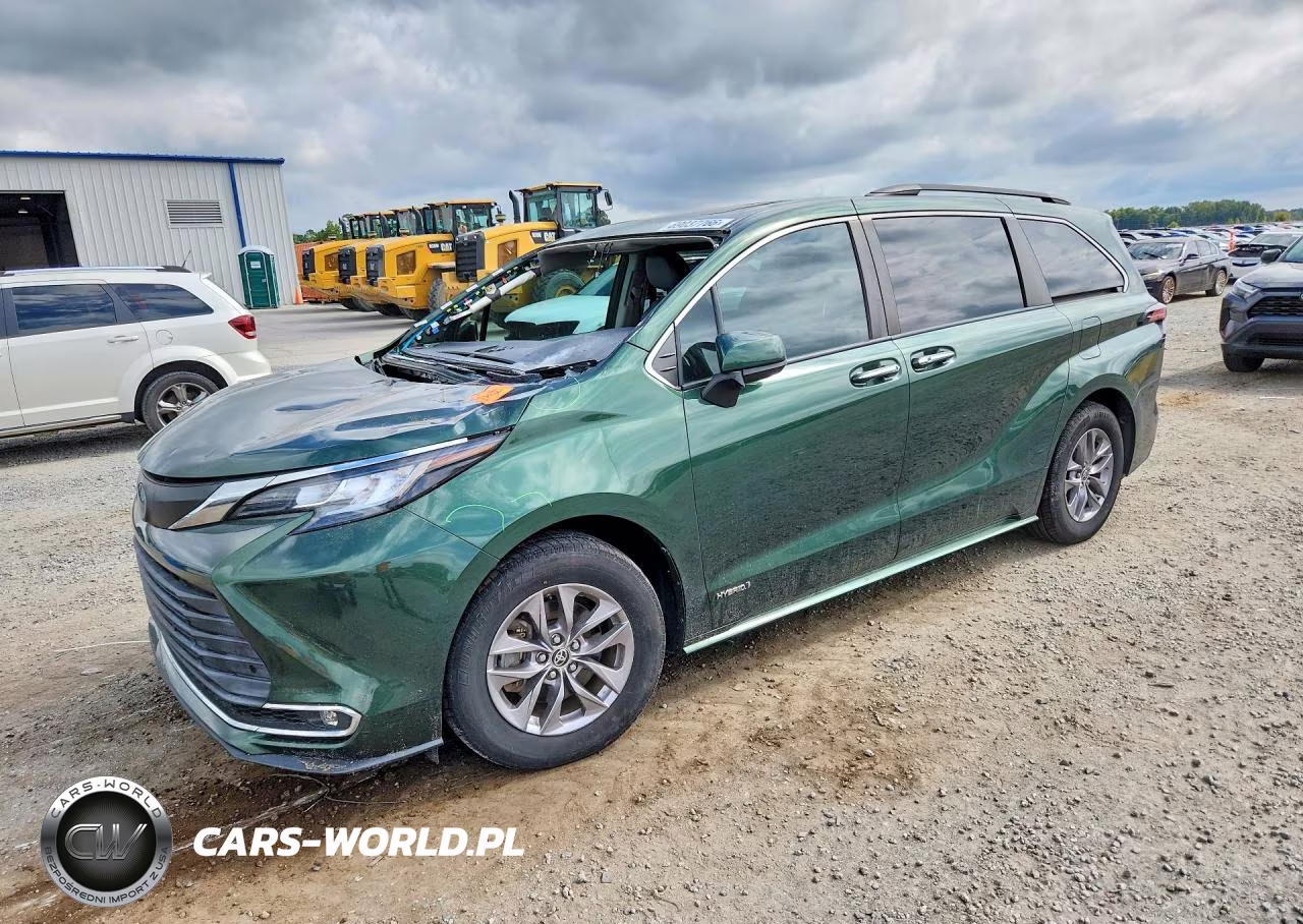 2021 Toyota Sienna Xle