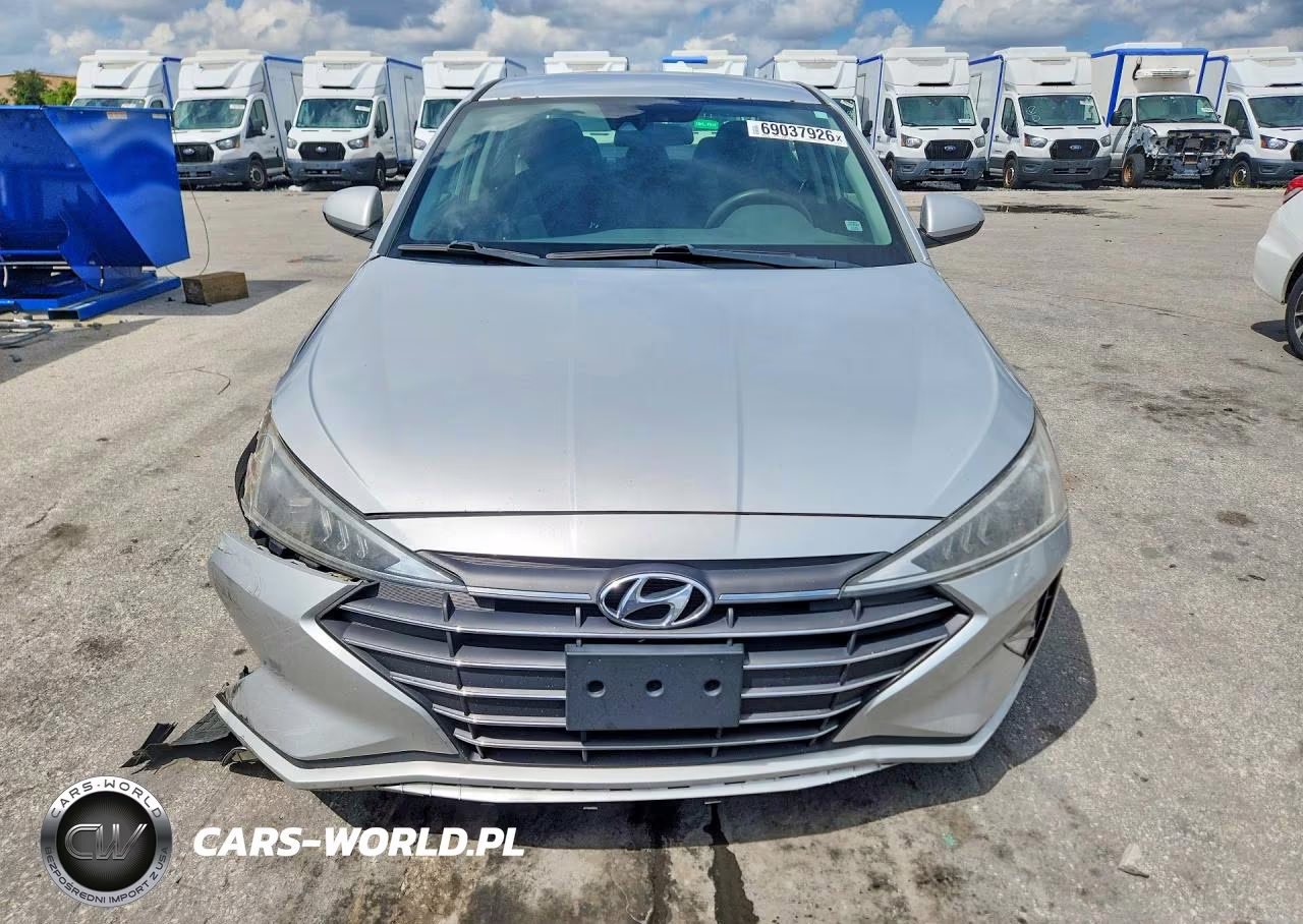 2019 Hyundai Elantra Sel VIN:5NPD84LFXKH466610 - 5