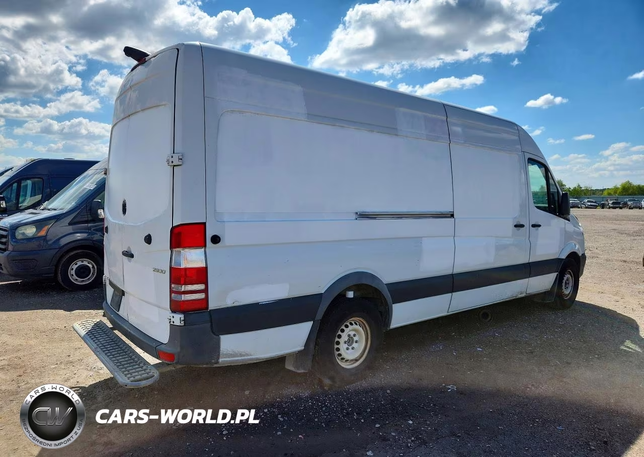 2016 Mercedes-Benz Sprinter 2500 Delivery Van VIN:WD3PE8DD9GP361069 - 3