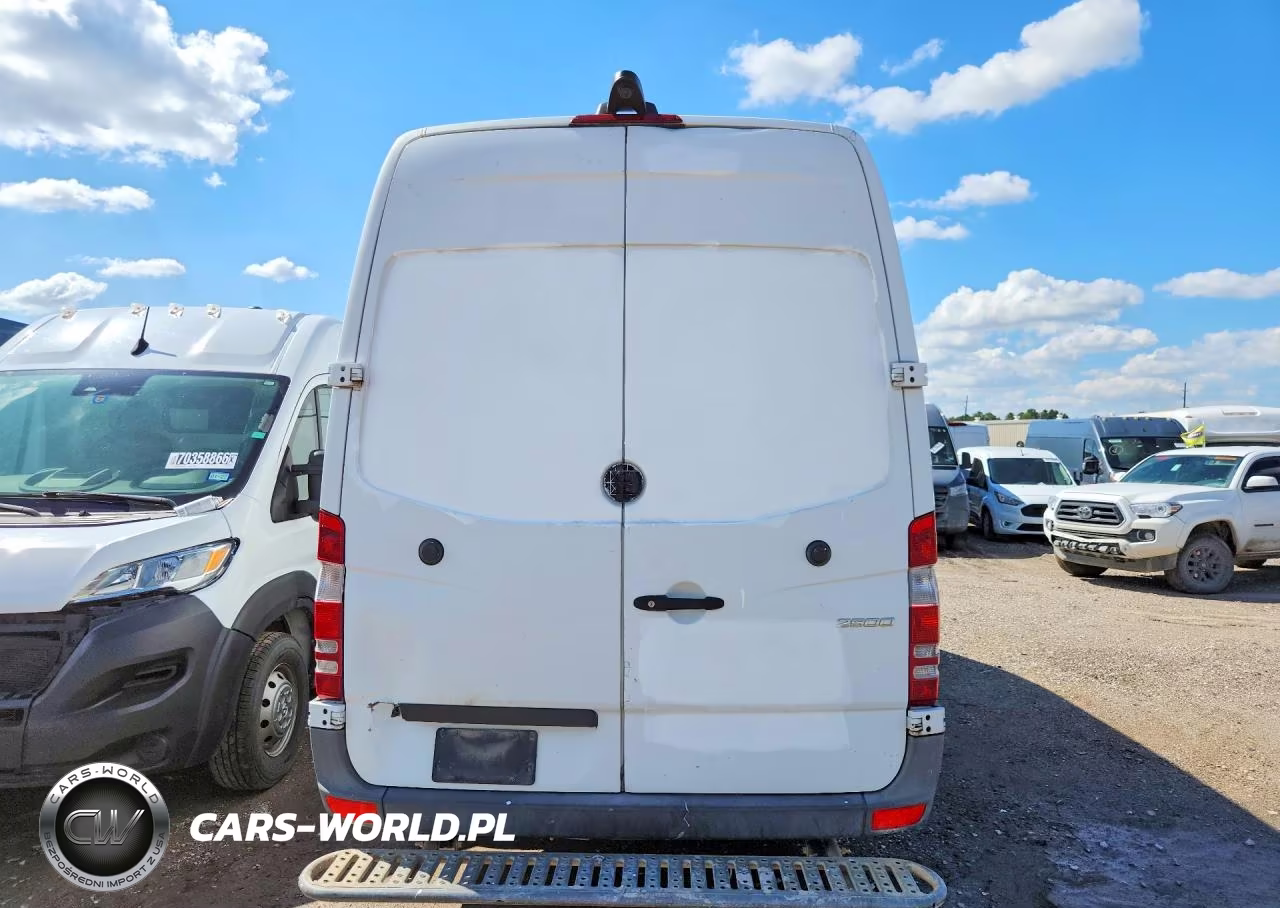 2016 Mercedes-Benz Sprinter 2500 Delivery Van VIN:WD3PE8DD9GP361069 - 6