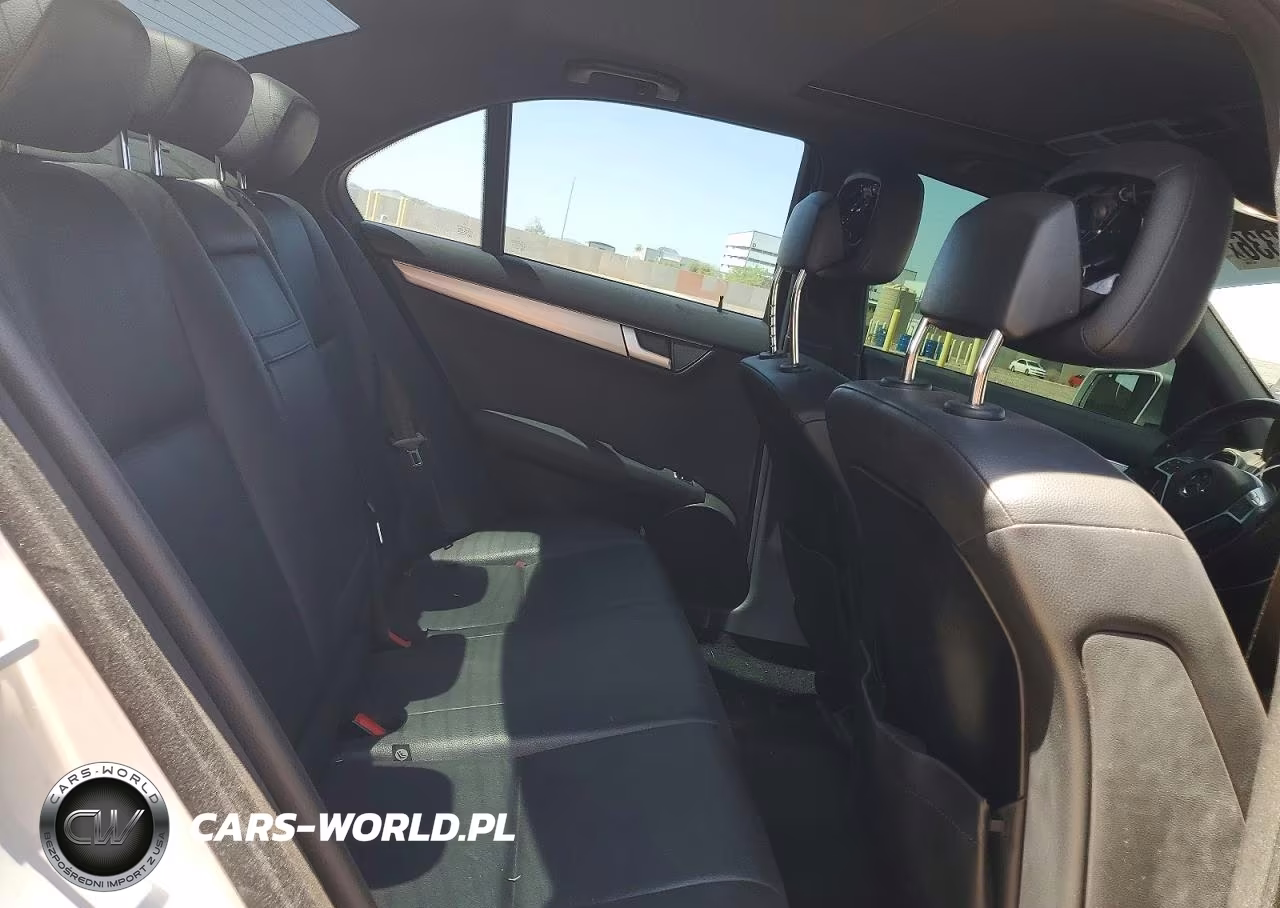 2014 Mercedes-Benz C 250 VIN:WDDGF4HB1EG159382 - 10