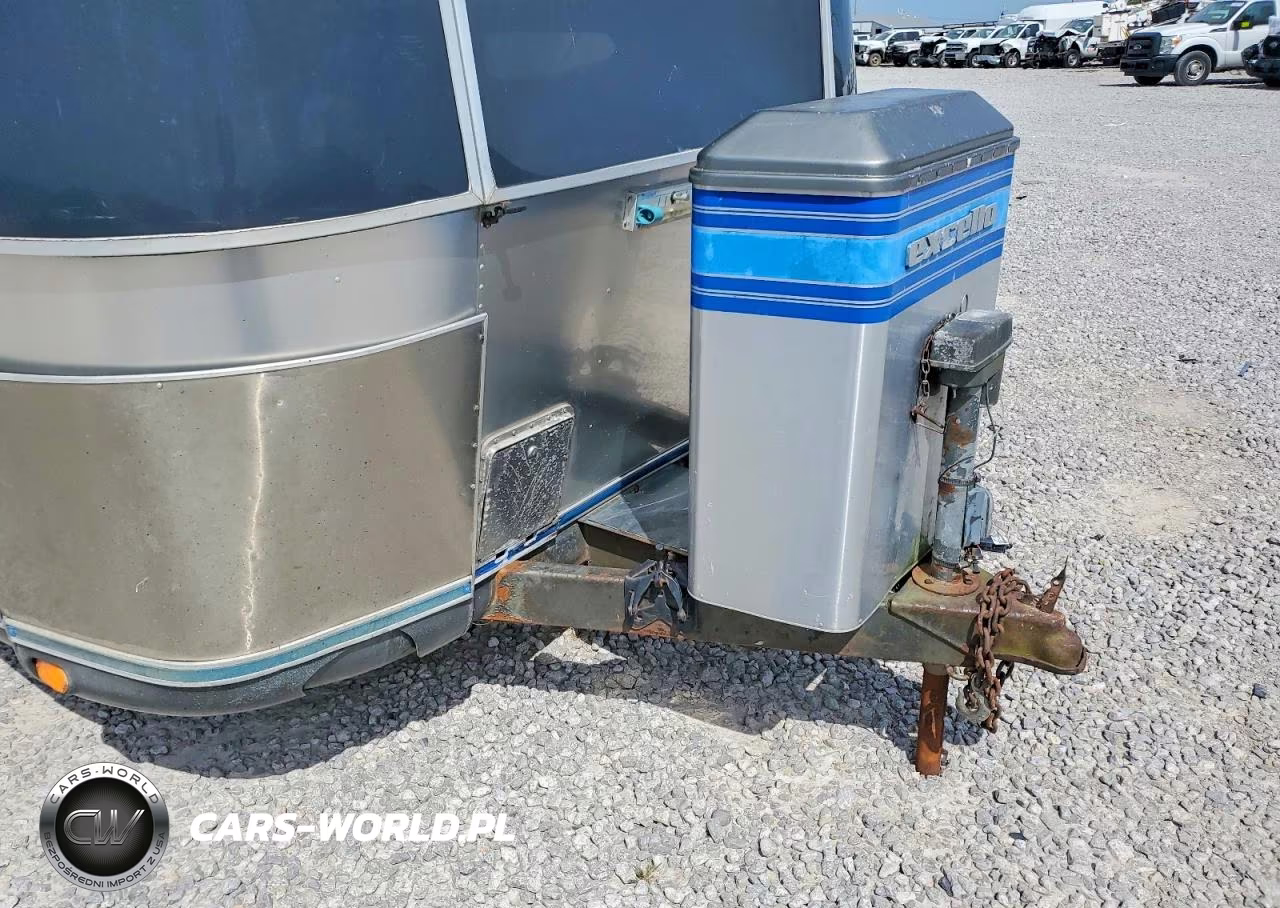 1987 Airstream Excella Camper VIN:1STMEAS22HJ505326 - 8