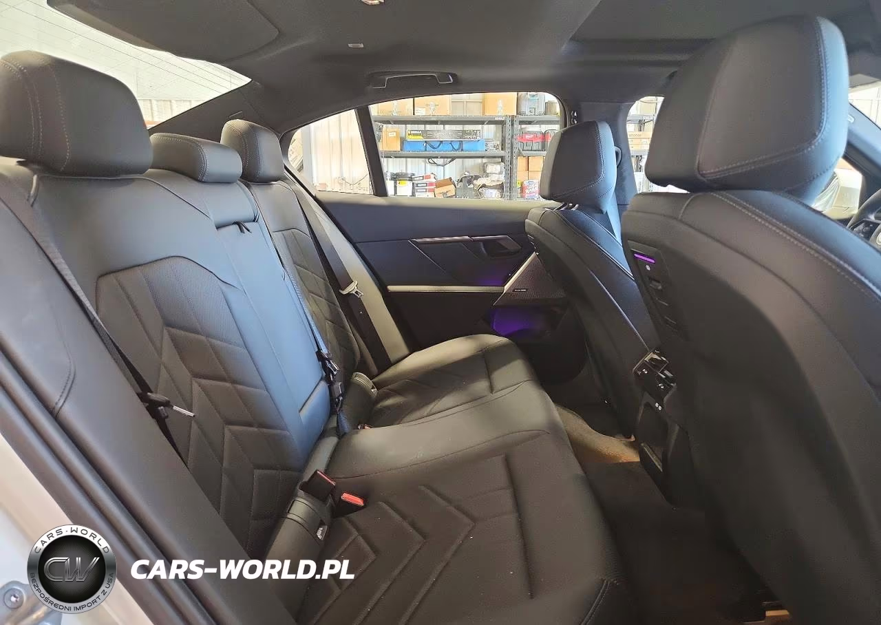 2027 BMW 530 Xi VIN:WBA53FJ00VCY28079 - 10