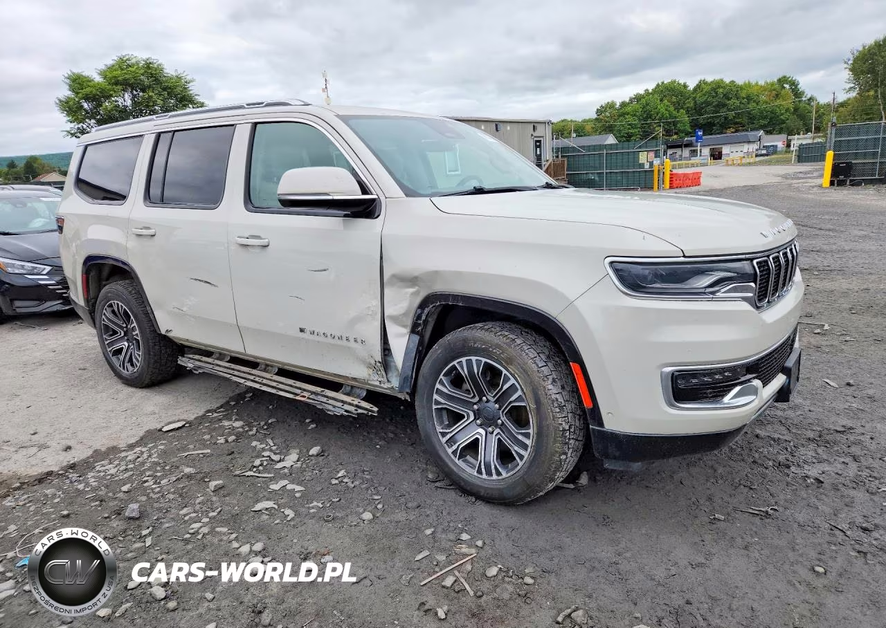 2022 Jeep Wagoneer Series Iii VIN:1C4SJVDTXNS205697 - 4