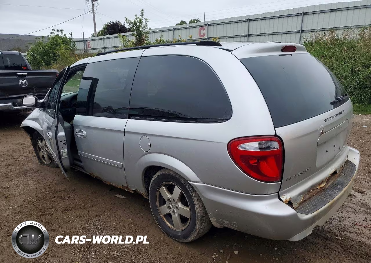 2007 Dodge Grand Caravan Sxt VIN:2D4GP44L37R268212 - 2