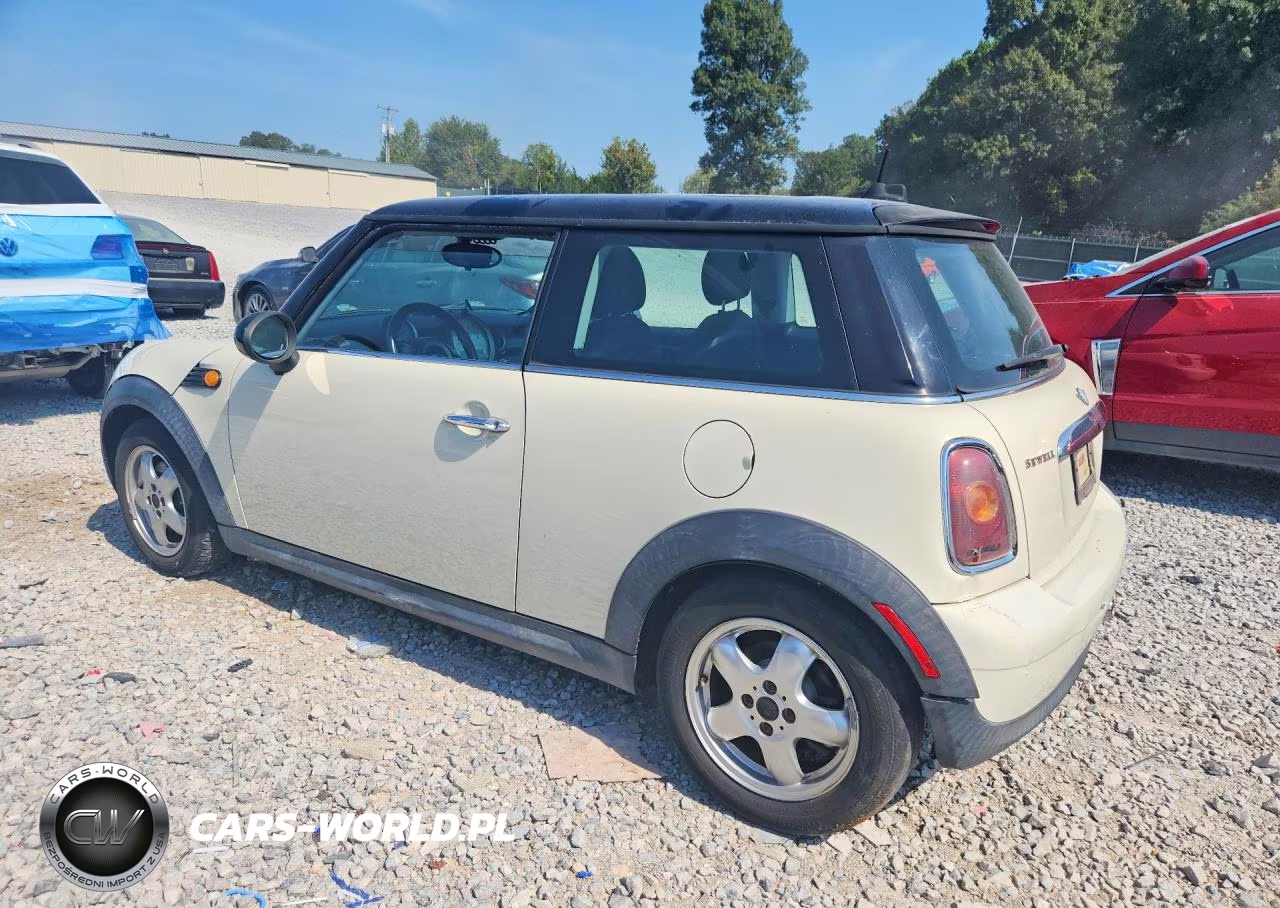 2008 Mini Cooper VIN:WMWMF33598TT60500 - 2
