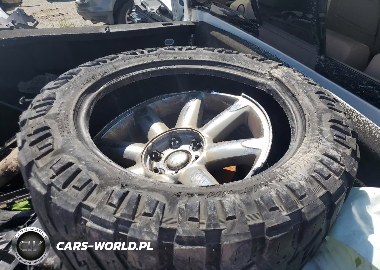 2010 GMC Sierra K1500 Denali VIN:3GTRKXE25AG146380 - 10