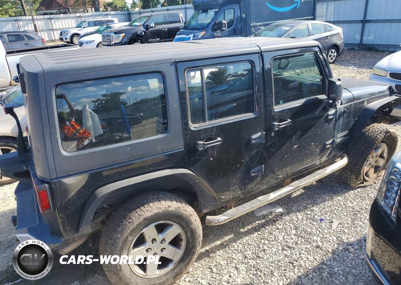 2012 Jeep Wrangler Unlimited Sport VIN:1C4BJWDG6CL171340 - 3