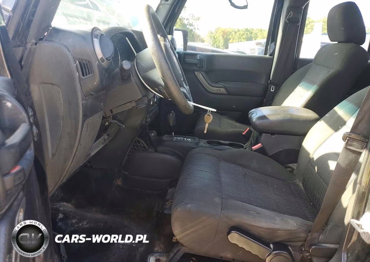 2012 Jeep Wrangler Unlimited Sport VIN:1C4BJWDG6CL171340 - 7