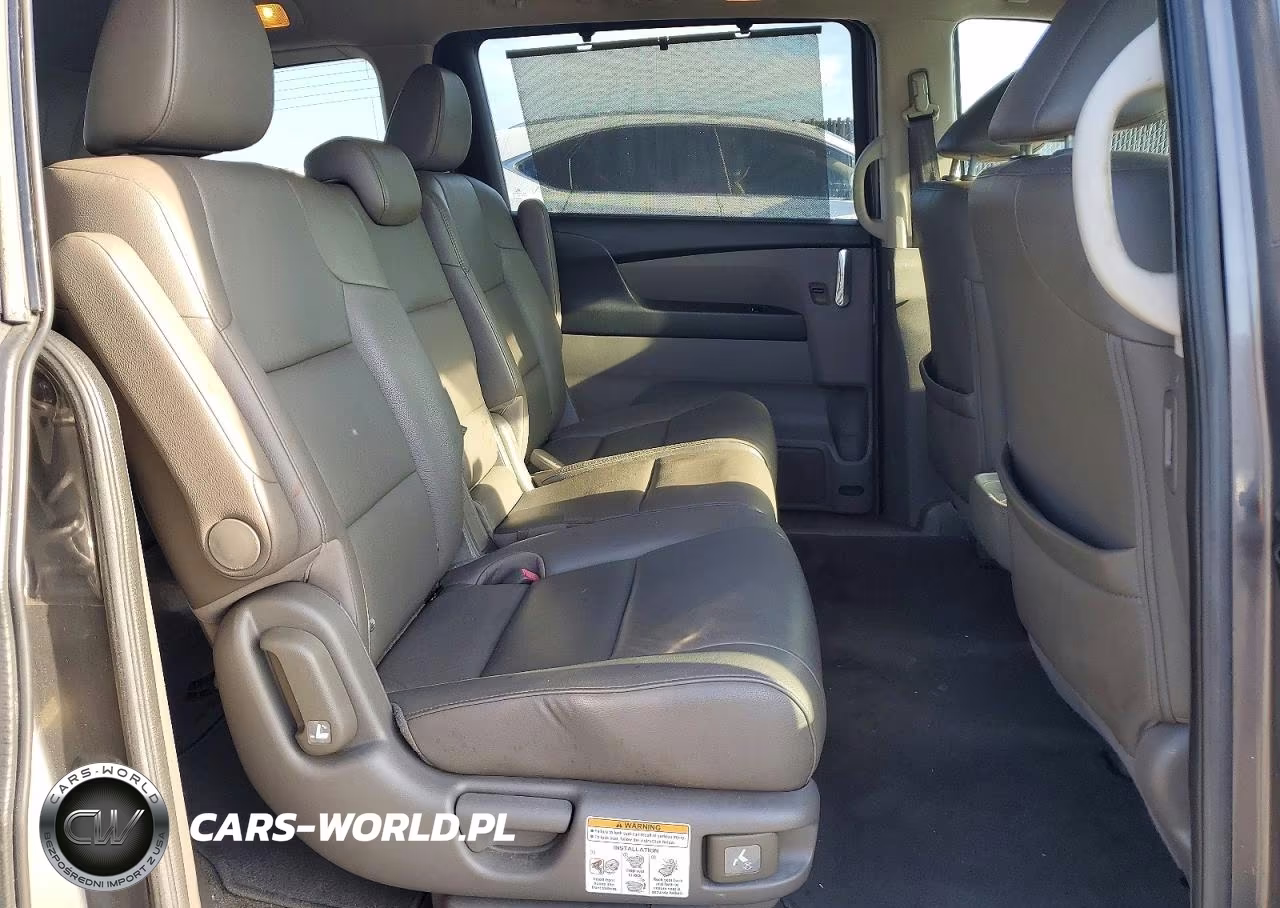 2014 Honda Odyssey Touring VIN:5FNRL5H90EB078155 - 11
