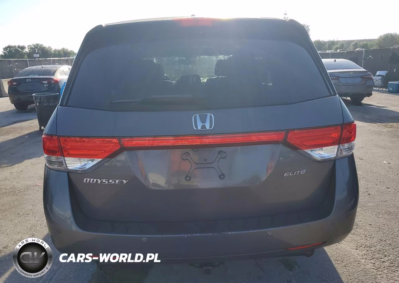 2014 Honda Odyssey Touring VIN:5FNRL5H90EB078155 - 6