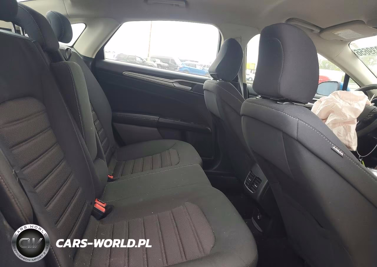 2020 Ford Fusion Se VIN:3FA6P0HD0LR260759 - 10