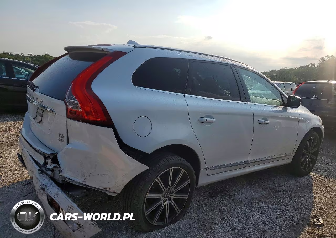 2015 Volvo Xc60 T6 Platinum VIN:YV4902RM0F2675768 - 3
