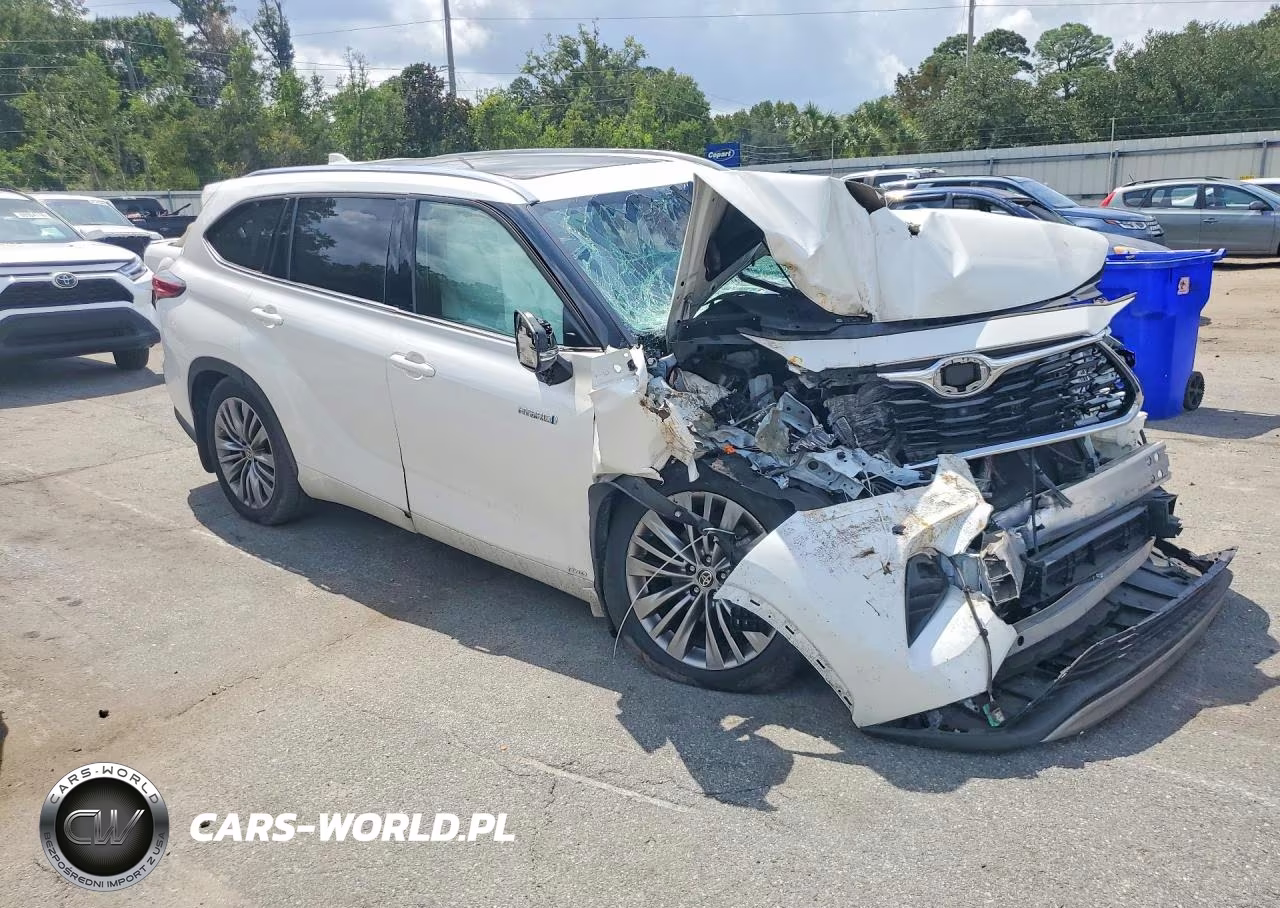 2021 Toyota Highlander Hybrid Platinum VIN:5TDEBRCH3MS015746 - 4