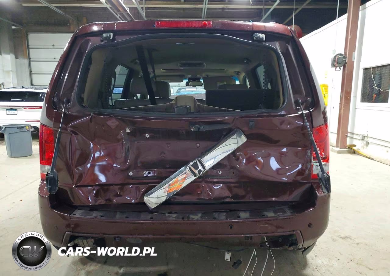 2010 Honda Pilot Touring VIN:5FNYF4H99AB019063 - 6