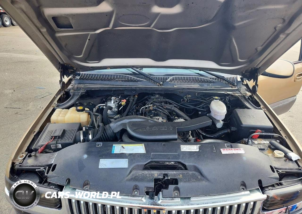 2002 Chevrolet Suburban K1500 VIN:3GNFK16Z12G335886 - 12