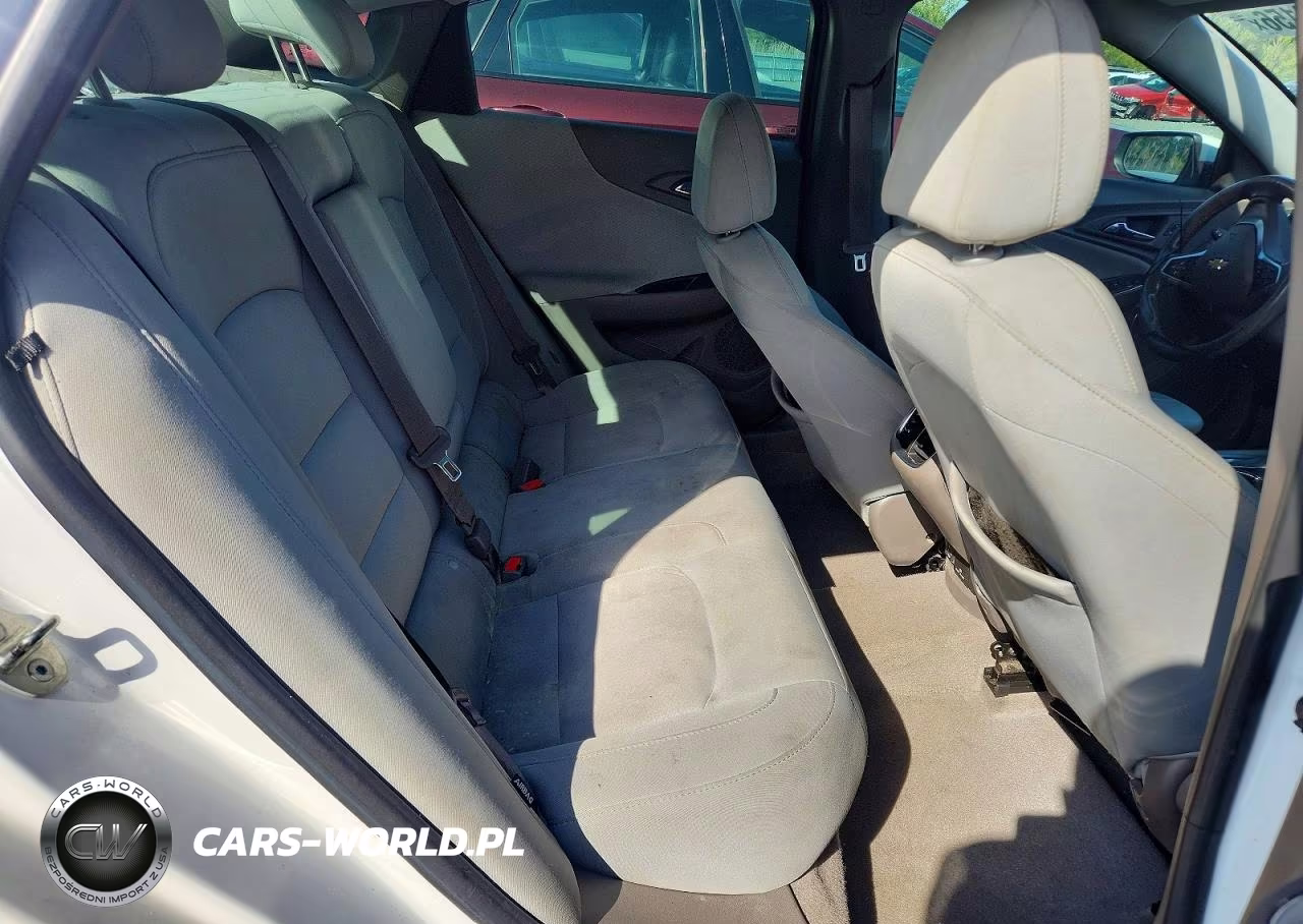 2018 Chevrolet Malibu Lt VIN:1G1ZD5ST8JF199385 - 10