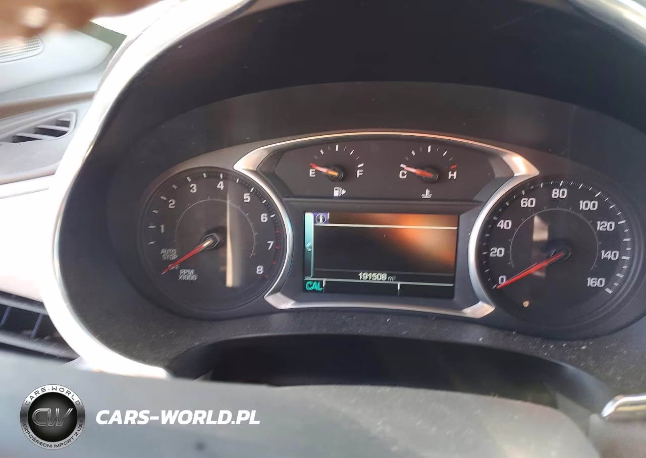 2018 Chevrolet Malibu Lt VIN:1G1ZD5ST8JF199385 - 9