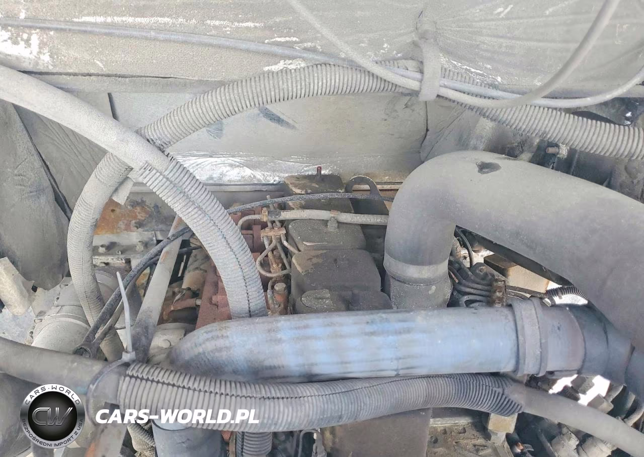 1998 Freightliner Mt45G Chassis Delivery Truck VIN:4UZA4FF41WC897922 - 11