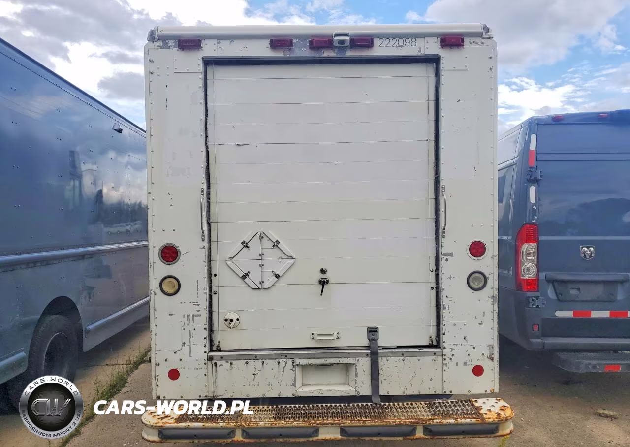 1998 Freightliner Mt45G Chassis Delivery Truck VIN:4UZA4FF41WC897922 - 6