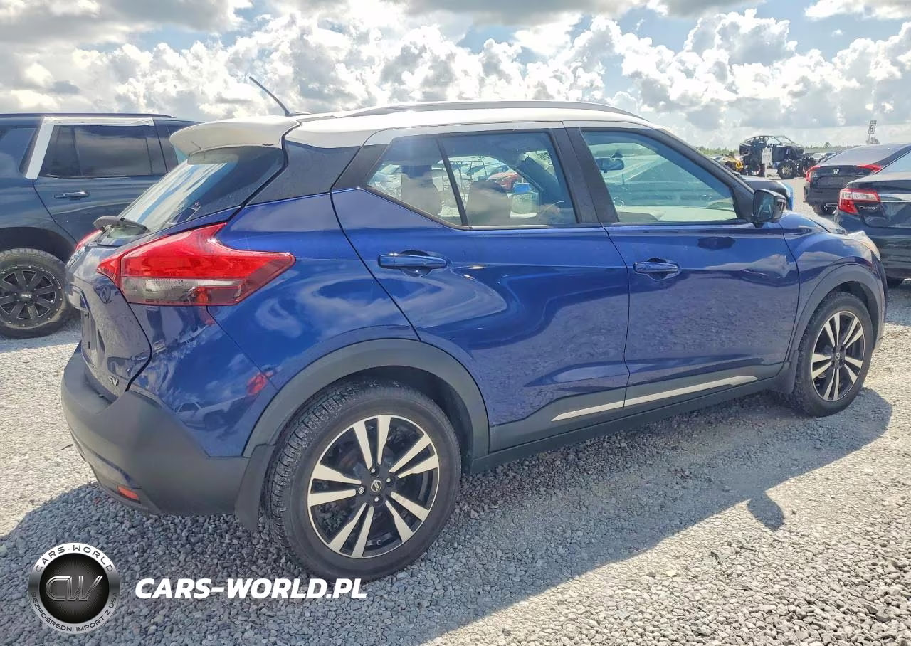 2018 Nissan Kicks Sr VIN:3N1CP5CU0JL518718 - 3