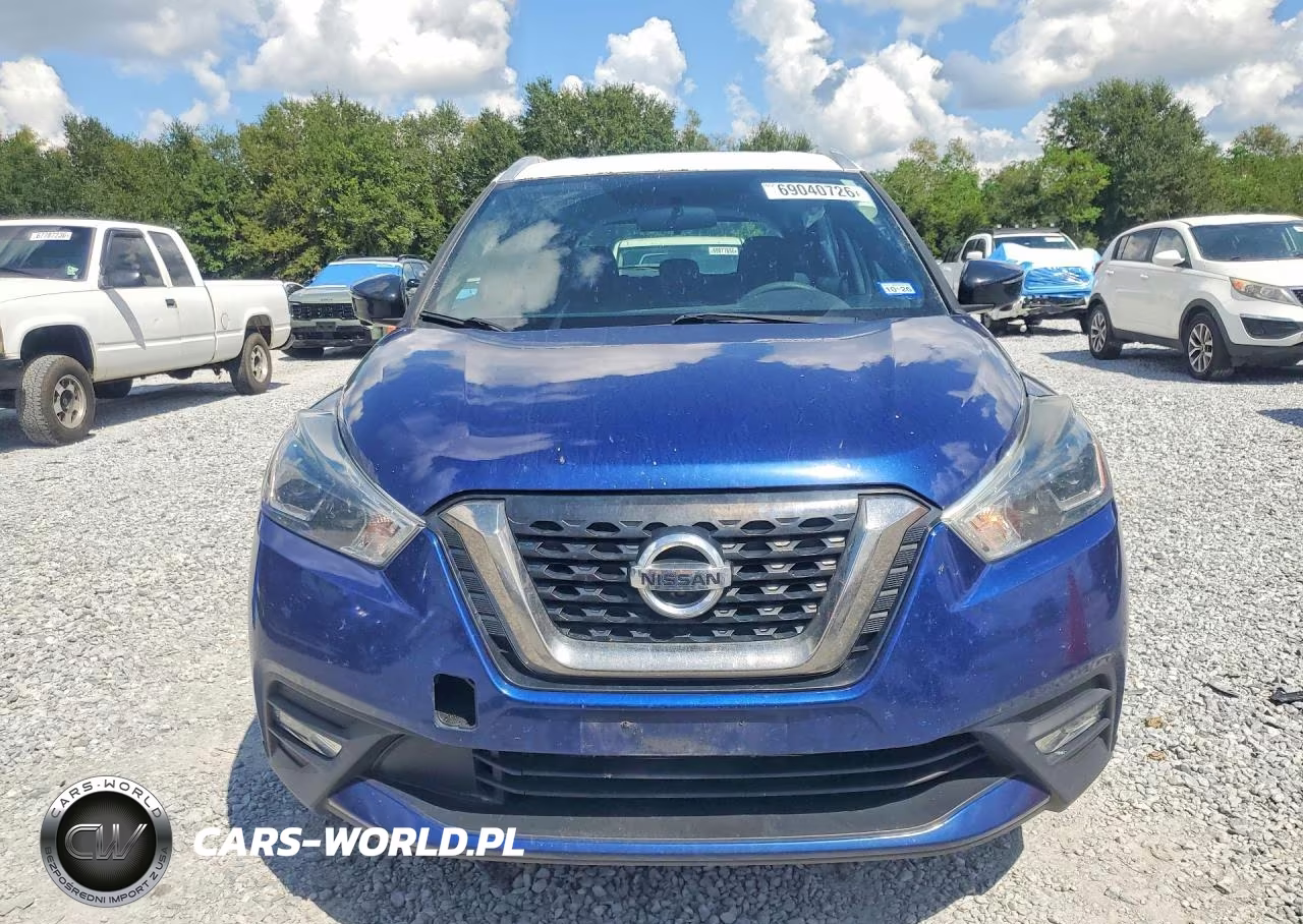 2018 Nissan Kicks Sr VIN:3N1CP5CU0JL518718 - 5