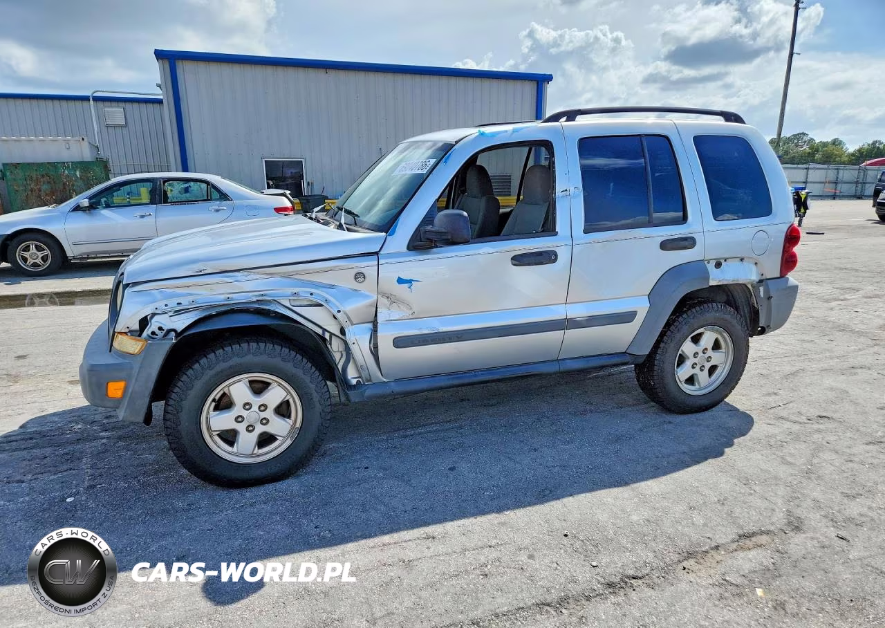 2005 Jeep Liberty Sport VIN:1J4GL48K55W663873 - 1