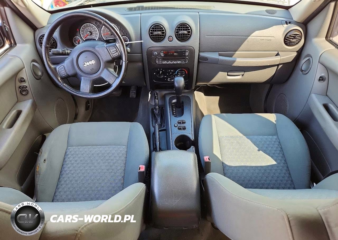 2005 Jeep Liberty Sport VIN:1J4GL48K55W663873 - 8