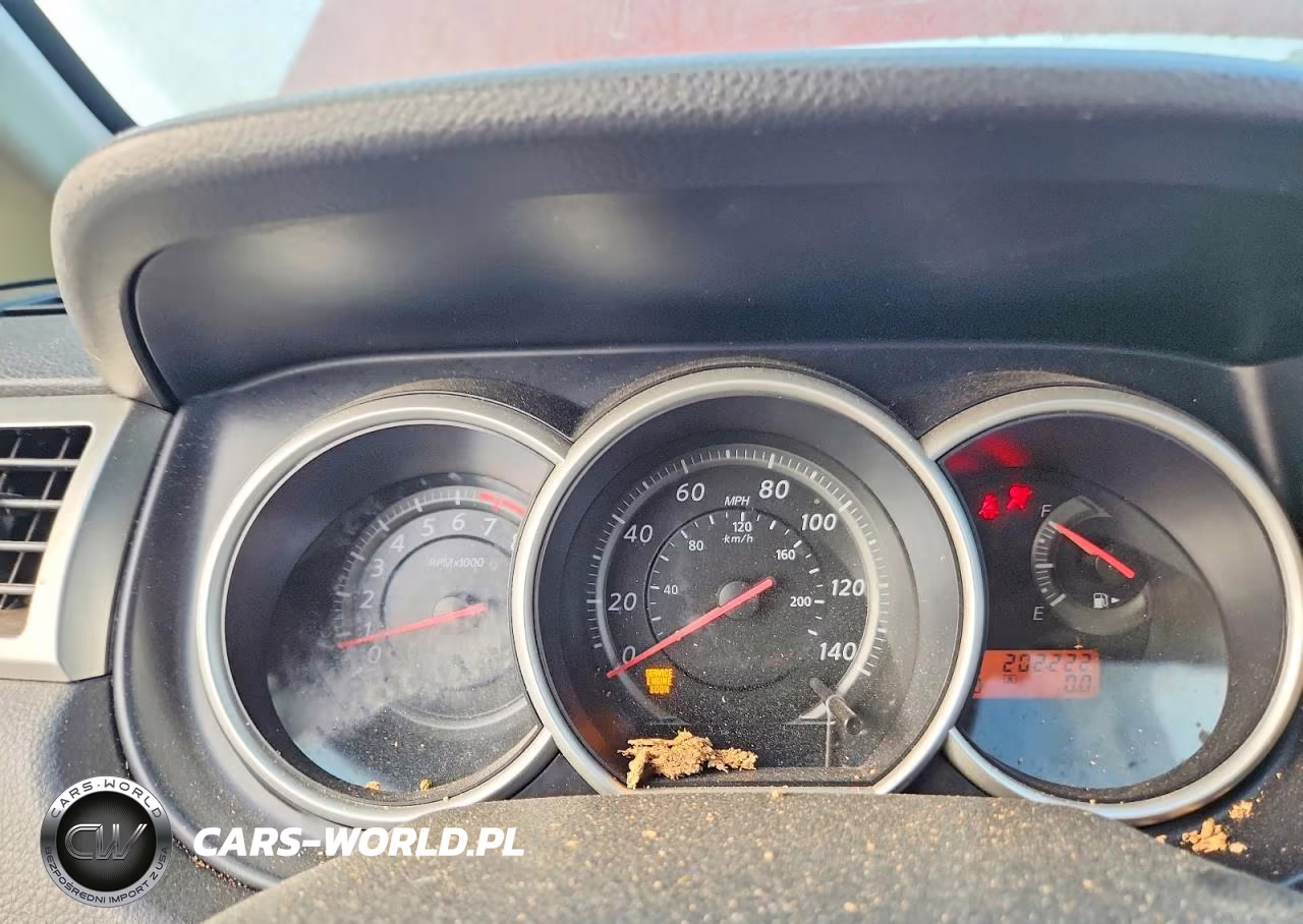 2010 Nissan Versa 1.8 S VIN:3N1BC1AP2AL414681 - 9