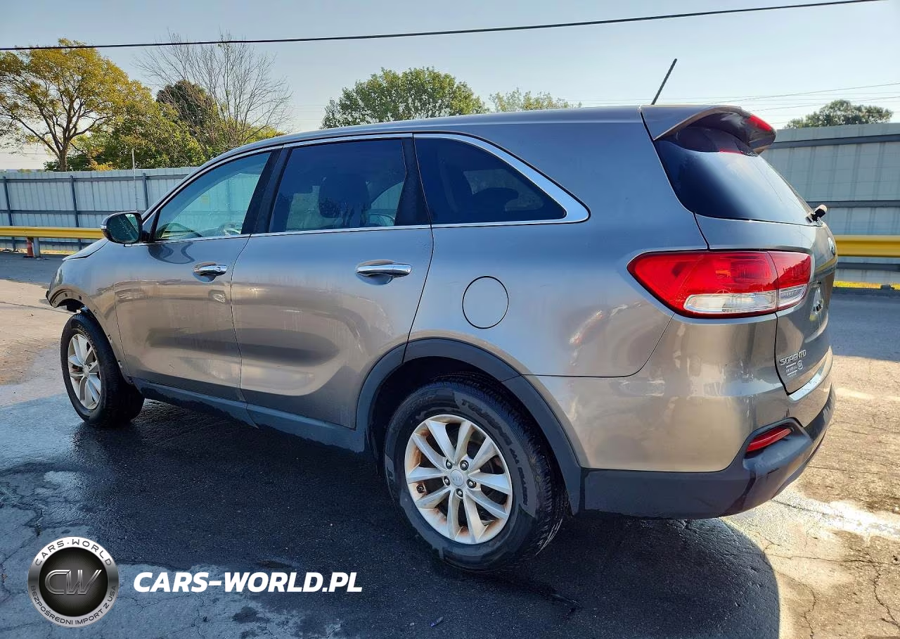 2017 Kia Sorento L VIN:5XYPG4A33HG246850 - 2