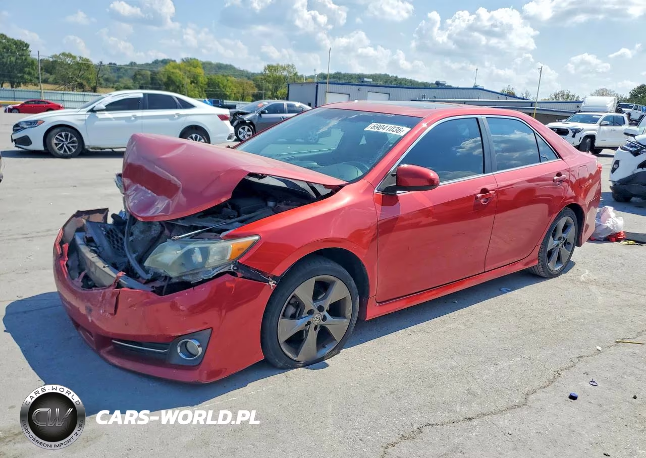 2012 Toyota Camry Se Sport Limited Edition – zdjęcie 1 z 12