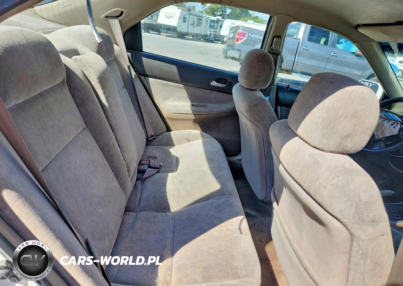 1994 Honda Accord Lx VIN:1HGCD5637RA163611 - 10