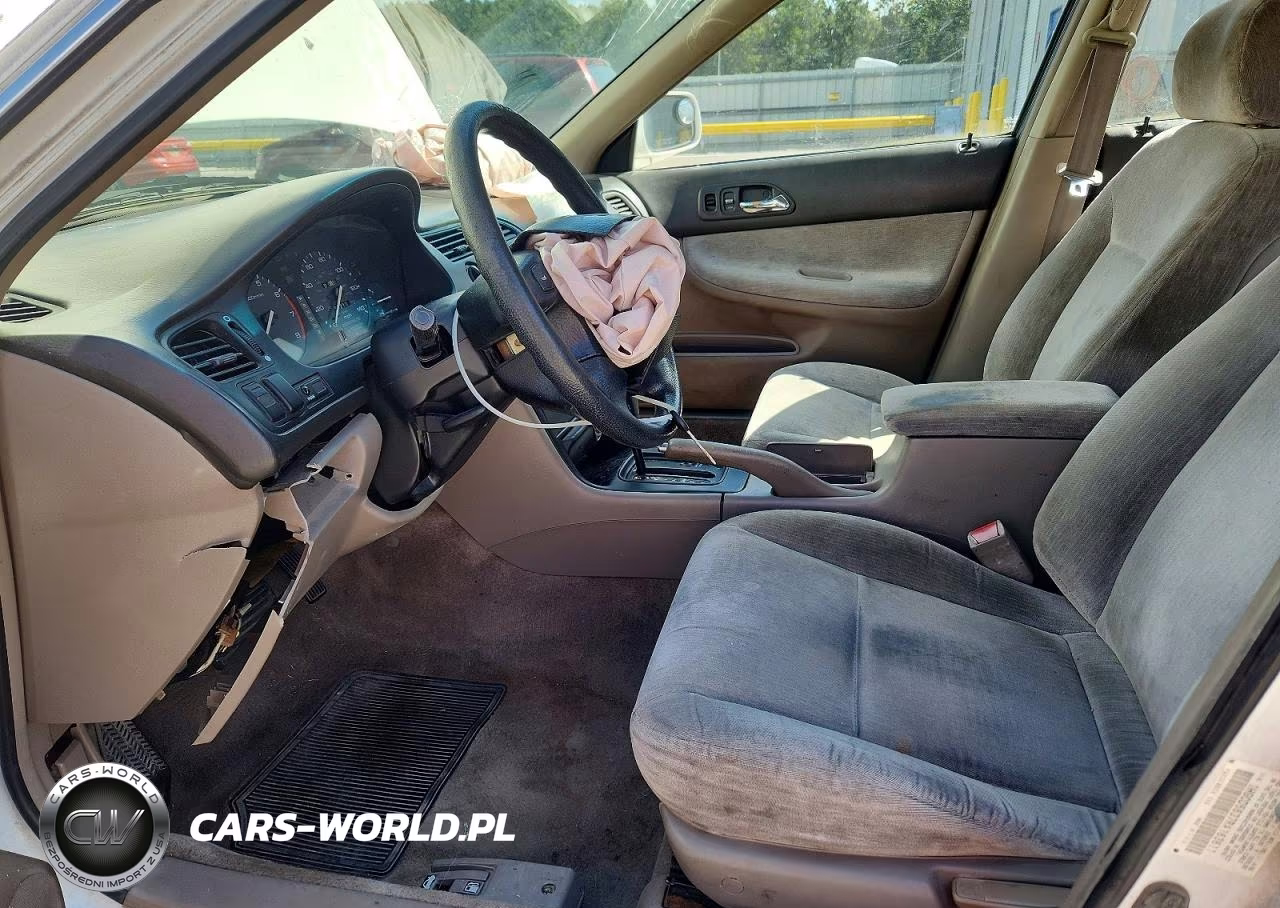 1994 Honda Accord Lx VIN:1HGCD5637RA163611 - 7
