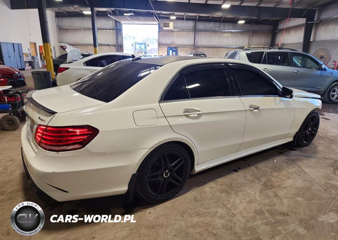 2014 Mercedes-Benz E 350 4Matic VIN:WDDHF8JB1EB008979 - 3