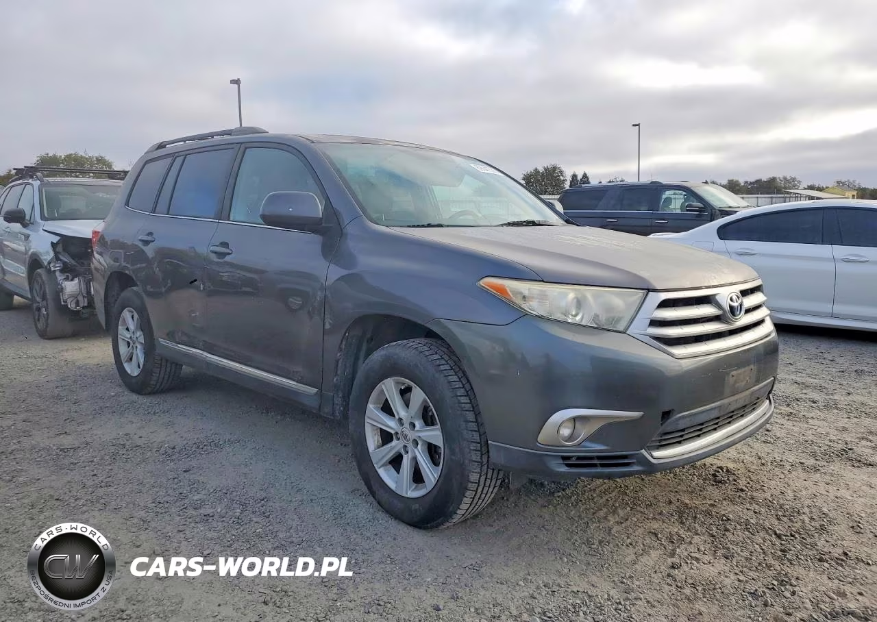 2012 Toyota Highlander Base VIN:5TDBK3EH8CS165217 - 4